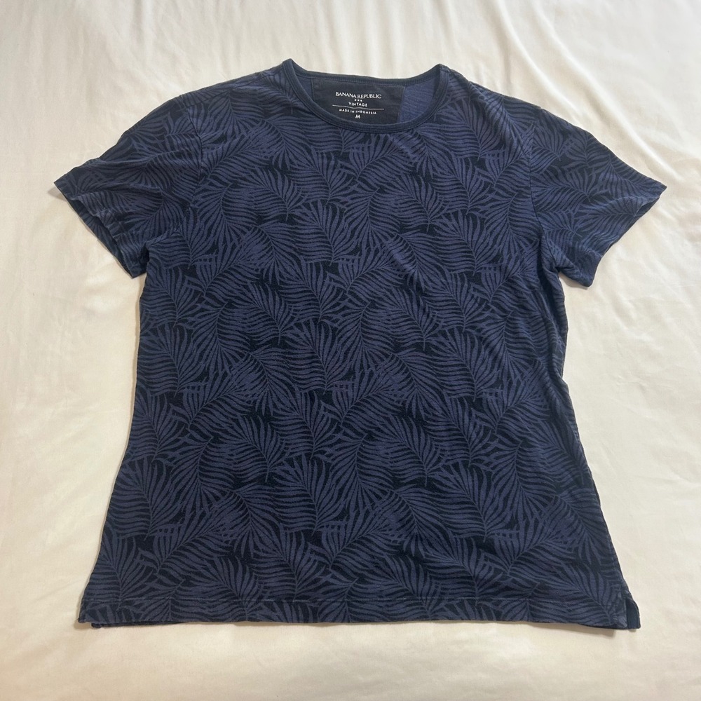 Banana Republic Vintage Mens Navy Blue Palm Leaf Print Cotton T-Shirt‎ Size M